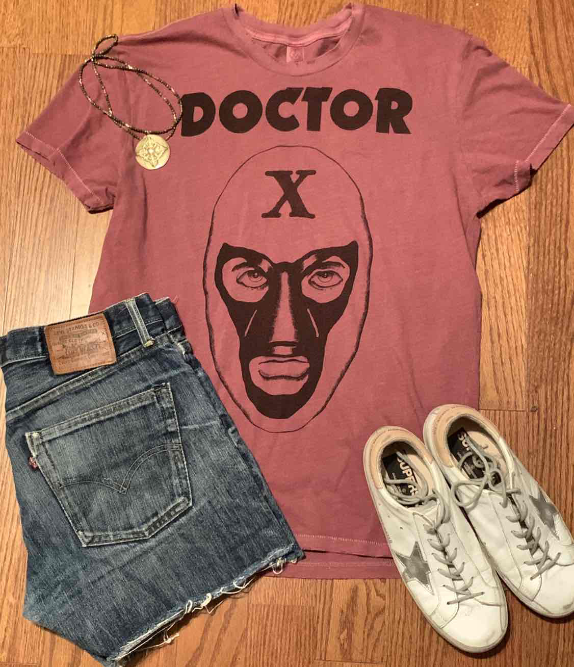 Ready for festival season in LA77thebrand DOCTOR X - pair it with vintage levis short and  tennies 