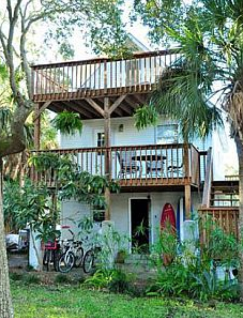 Stay At The Treehouse Vacation Rental Located At 1013 East Cooper Avenue Folly Beach South Carolina 