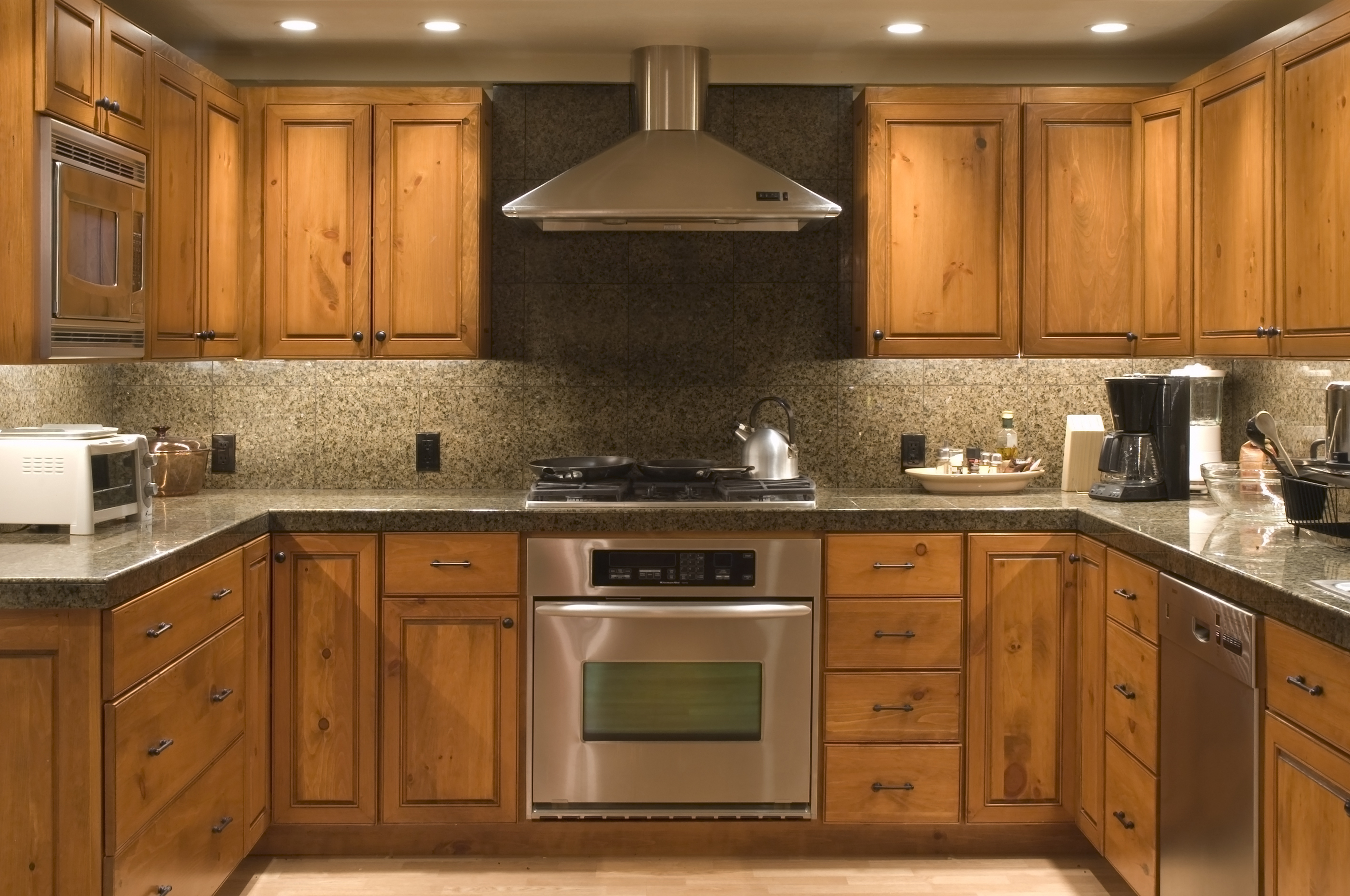 Select Floors Offers Kitchen Cabinet Refacing in Alpharetta Call 770-218-3462