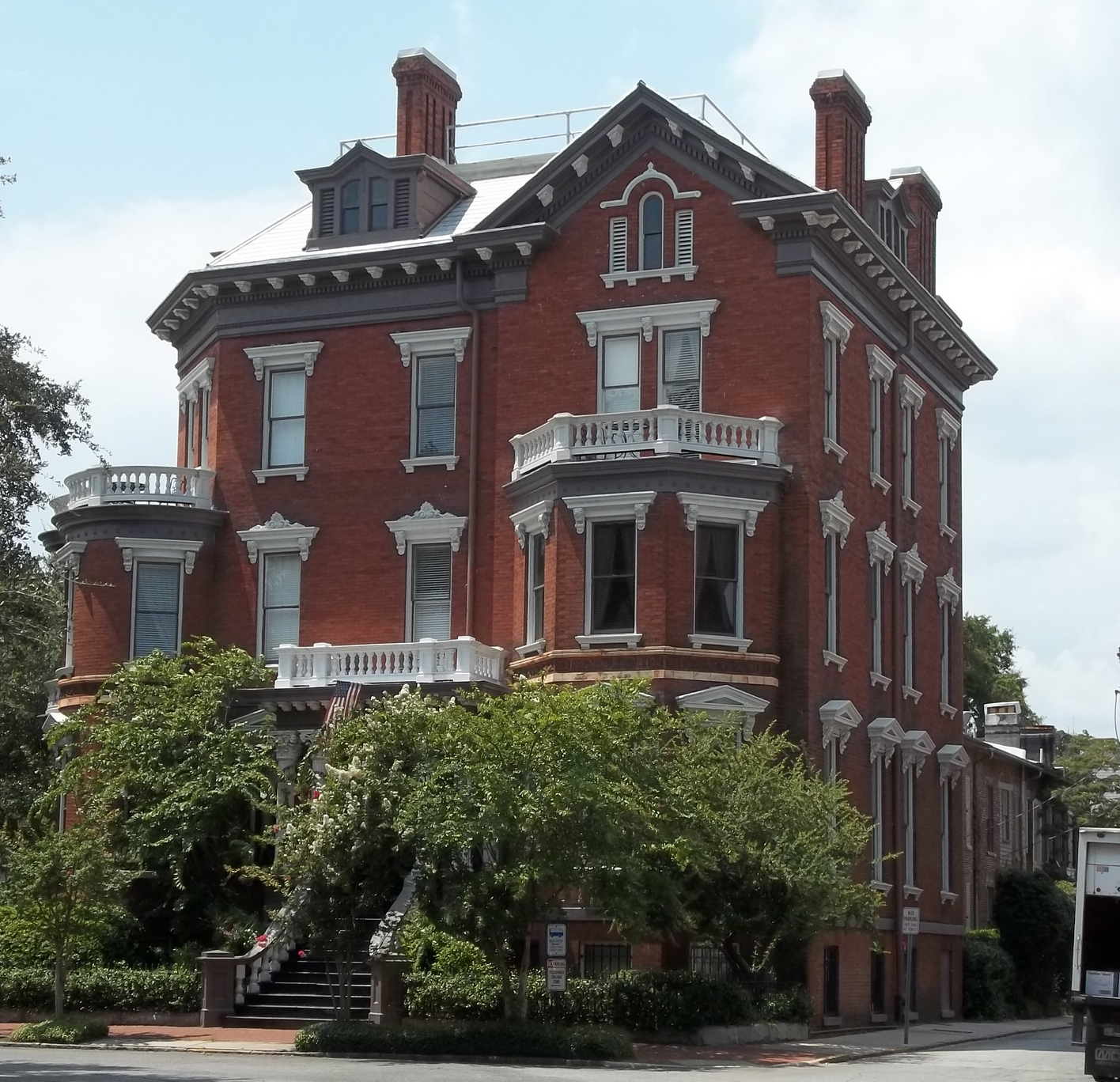 Savannah Historic Restorations from American Craftsman Renovations Call Us at 912-481-8353