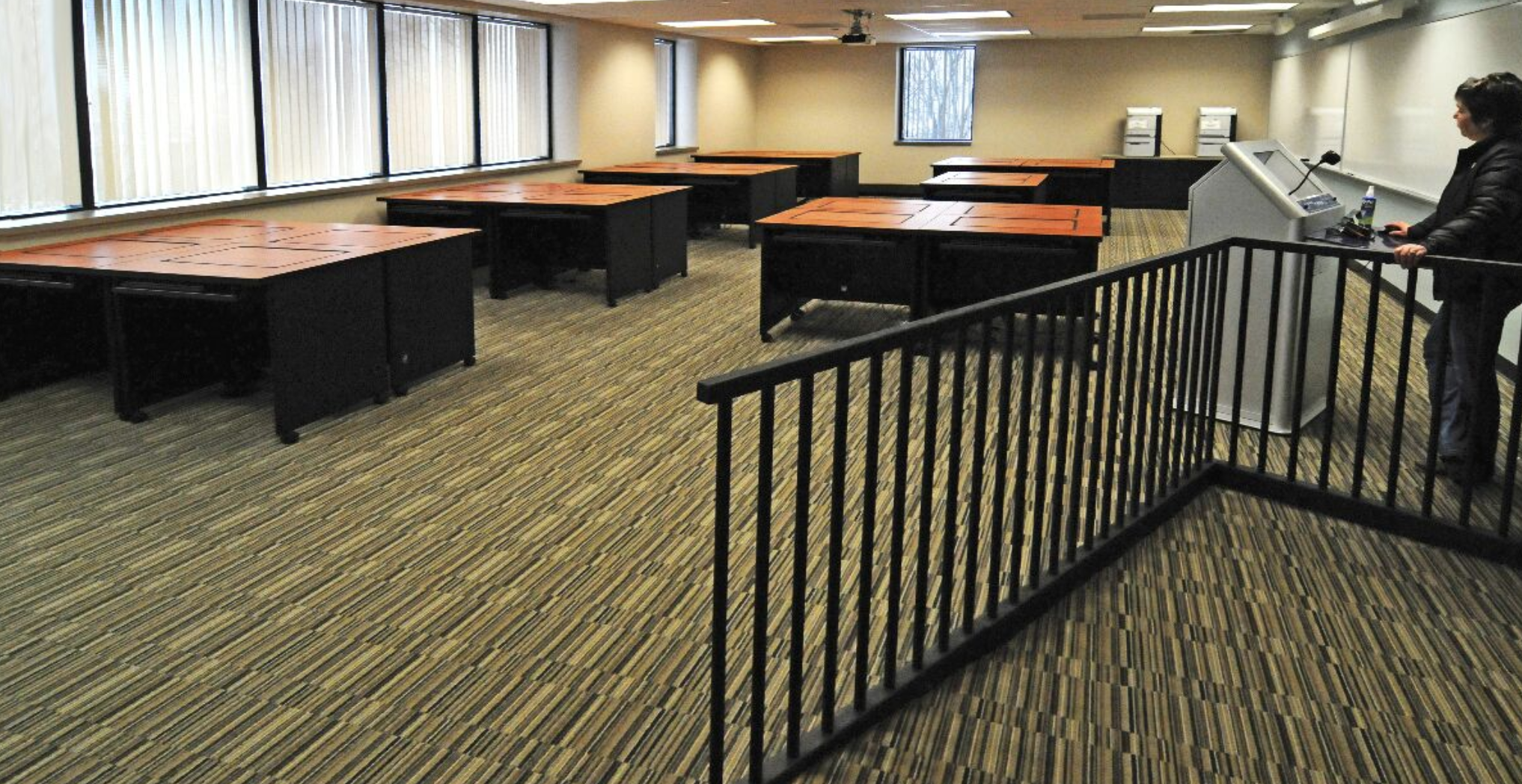 Purchase Top Quality Raised Access Flooring For Classrooms From SMARTdesks 800-770-7042