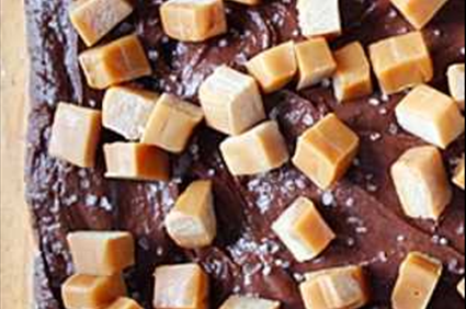 19 Deliciously Easy Dump Cake Recipes