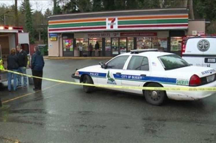 Customer with concealed carry permit fatally shoots ax-wielding attacker at 7-Eleven | Fox News