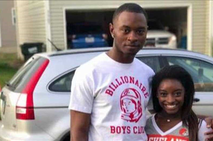 Simone Biles' brother attacked by mother of murder victim in Ohio courtroom after triple homicide acquittal