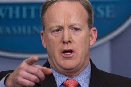 Sean Spicer might be leaving White House podium
